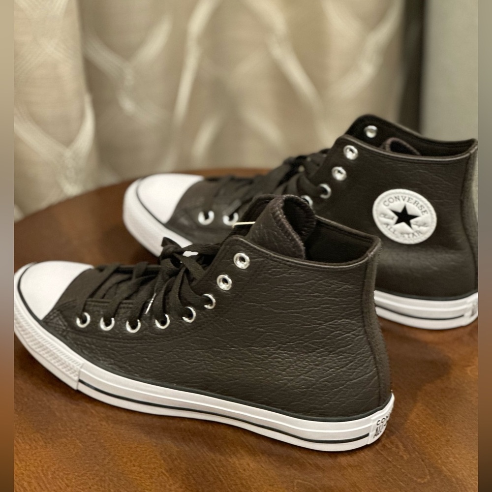 Converse All Star Chuck Taylor New Brown Leather Sneakers - NWT - Picture 10 of 13